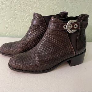Vintage Brighton Brown Woven Leather Ankle Boots Silver Buckle Size 9.5 90s Vibe